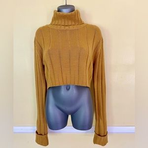 Hera cropped turtle sweater cuffed sleeve Mustard/yellow  Sz L